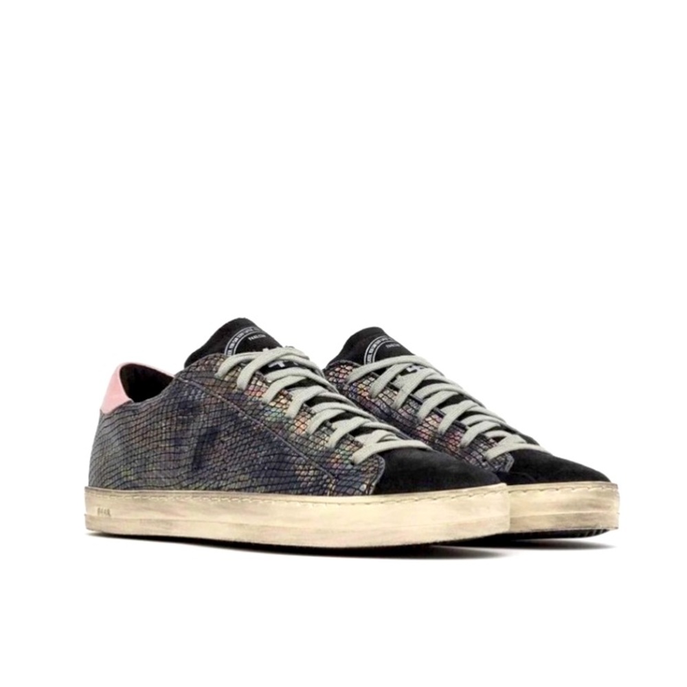 P448 John Sneaker
